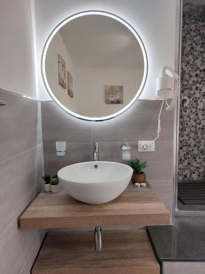 Guest House Palermo Massimo 23 מראה חיצוני תמונה